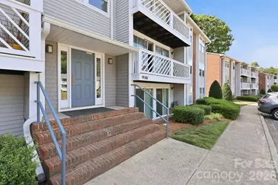 9501 Shannon Green Drive, Charlotte, NC 28213 - Photo 3
