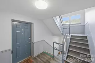 9501 Shannon Green Dr, Charlotte, NC 28213 - Photo 5