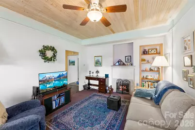 2246 N Aspen Street, Lincolnton, NC 28092 - Photo 11