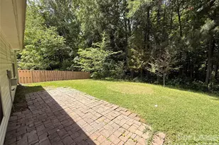 10553 Gold Pan Rd, Charlotte, NC 28215 - Photo 15