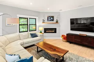 1130 New Castle Ct, Asheville, NC 28803 - Photo 25
