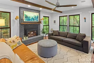 1130 New Castle Ct, Asheville, NC 28803 - Photo 3