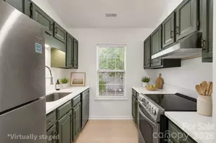 2734 Tiergarten Ln, Charlotte, NC 28210 - Photo 5