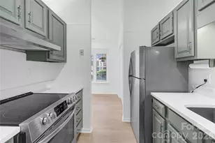 2734 Tiergarten Ln, Charlotte, NC 28210 - Photo 11