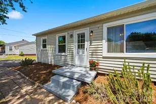 122 Settlemyre Rd, Morganton, NC 28655 - Photo 3
