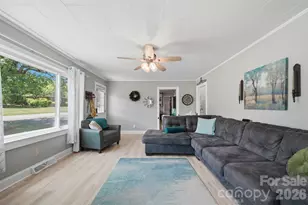 122 Settlemyre Rd, Morganton, NC 28655 - Photo 5