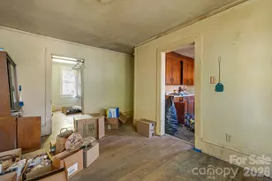 105 Liberty St, Asheville, NC 28803 - Photo 13