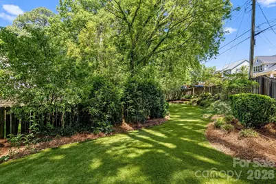 1512 Ideal Way, Charlotte, NC 28203 - Photo 31