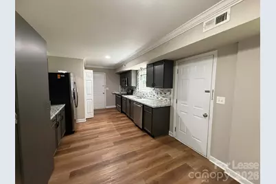 431 Kingville Drive, Charlotte, NC 28213 - Photo 5