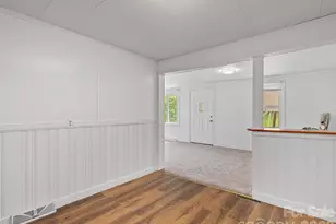 160 Cooper St, Canton, NC 28716 - Photo 5