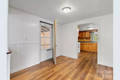 160 Cooper Street, Canton, NC 28716 - Photo 7