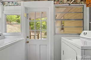 160 Cooper St, Canton, NC 28716 - Photo 11