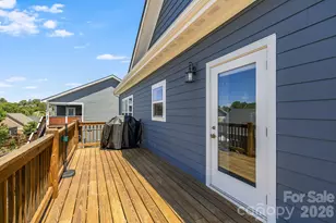 215 Oak Mdw Ln, Asheville, NC 28804 - Photo 15