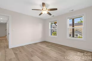 215 Oak Mdw Ln, Asheville, NC 28804 - Photo 21