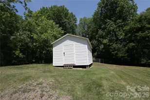 630 Dallas Spencer Mountain Rd, Dallas, NC 28034 - Photo 29
