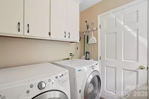 9918 Providence Forest Ln, Charlotte, NC 28270 - Photo 19