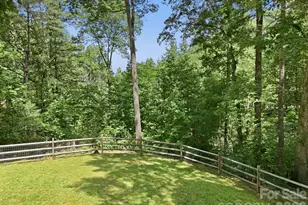 25 Theresa Terrace Rd, Nebo, NC 28761 - Photo 9