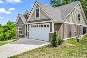 221 Millbrae Loop, Hendersonville, NC 28791 - Photo 5