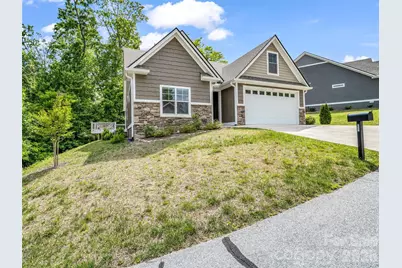221 Millbrae Loop, Hendersonville, NC 28791 - Photo 3