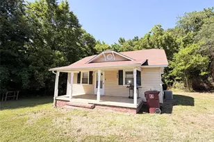 2004 W C St, Kannapolis, NC 28081 - Photo 1