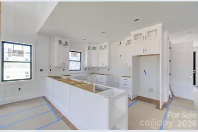 18 S Martha Kate Drive, Hendersonville, NC 28792 - Photo 11
