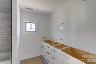 18 S Martha Kate Dr, Hendersonville, NC 28792 - Photo 27