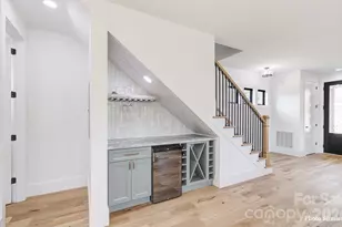 18 S Martha Kate Dr, Hendersonville, NC 28792 - Photo 3
