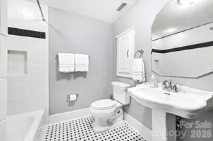 2215 Hassell Pl, Charlotte, NC 28209 - Photo 35