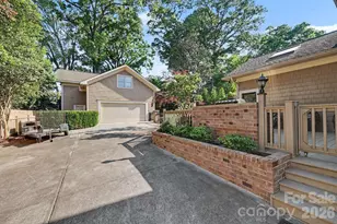 2215 Hassell Pl, Charlotte, NC 28209 - Photo 23