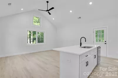 3425 Mission Trail, Lincolnton, NC 28092 - Photo 5