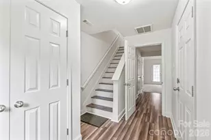 1707 Kashmir White Ln, Fort Mill, SC 29708 - Photo 3