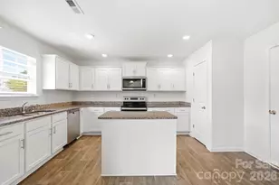 3157 Green Apple Dr, Dallas, NC 28034 - Photo 9
