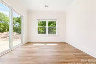1220 N Sharon Amity Rd, Charlotte, NC 28211 - Photo 13