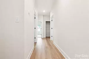 1220 N Sharon Amity Rd, Charlotte, NC 28211 - Photo 15