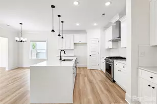 1220 N Sharon Amity Rd, Charlotte, NC 28211 - Photo 9