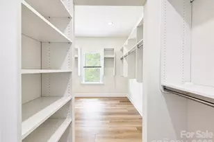 1220 N Sharon Amity Rd, Charlotte, NC 28211 - Photo 21