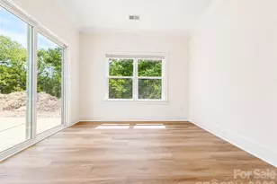 1220 N Sharon Amity Rd, Charlotte, NC 28211 - Photo 13