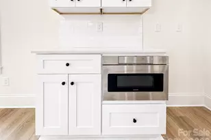 1220 N Sharon Amity Rd, Charlotte, NC 28211 - Photo 11