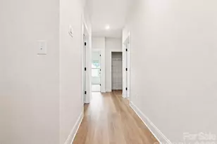 1220 N Sharon Amity Rd, Charlotte, NC 28211 - Photo 15