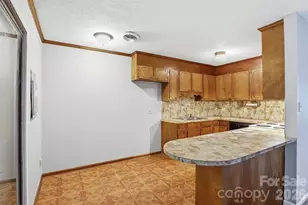 141 Glenwood Dr, Rock Hill, SC 29732 - Photo 9