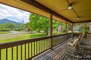 165 Clearwater Dr, Waynesville, NC 28785 - Photo 5