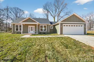 618 Central Dr, Statesville, NC 28677 - Photo 9