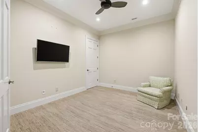 168 Cherokee Road, Charlotte, NC 28207 - Photo 33
