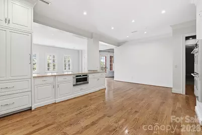 168 Cherokee Road, Charlotte, NC 28207 - Photo 17