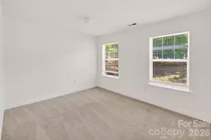 336 Doughton Ln, Charlotte, NC 28217 - Photo 17