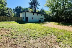 533 Frank Dr, Charlotte, NC 28215 - Photo 13