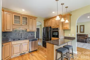 28 Tudor Crescent Ct, Hendersonville, NC 28739 - Photo 23