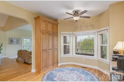 28 Tudor Crescent Court, Hendersonville, NC 28739 - Photo 21