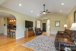 28 Tudor Crescent Ct, Hendersonville, NC 28739 - Photo 15