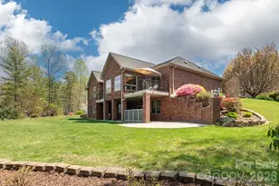 28 Tudor Crescent Ct, Hendersonville, NC 28739 - Photo 9